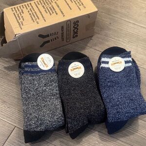 🆕 3 Pack Thermal Sock Bundle. New in Box! 💥💥